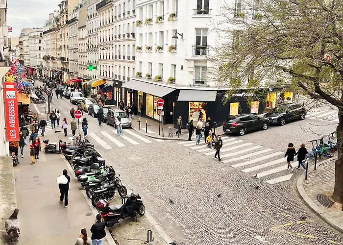 Flat In Montmartre/abbesses * باريس